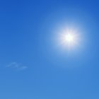 Blauer Himmel, strahlender Sonnenschein