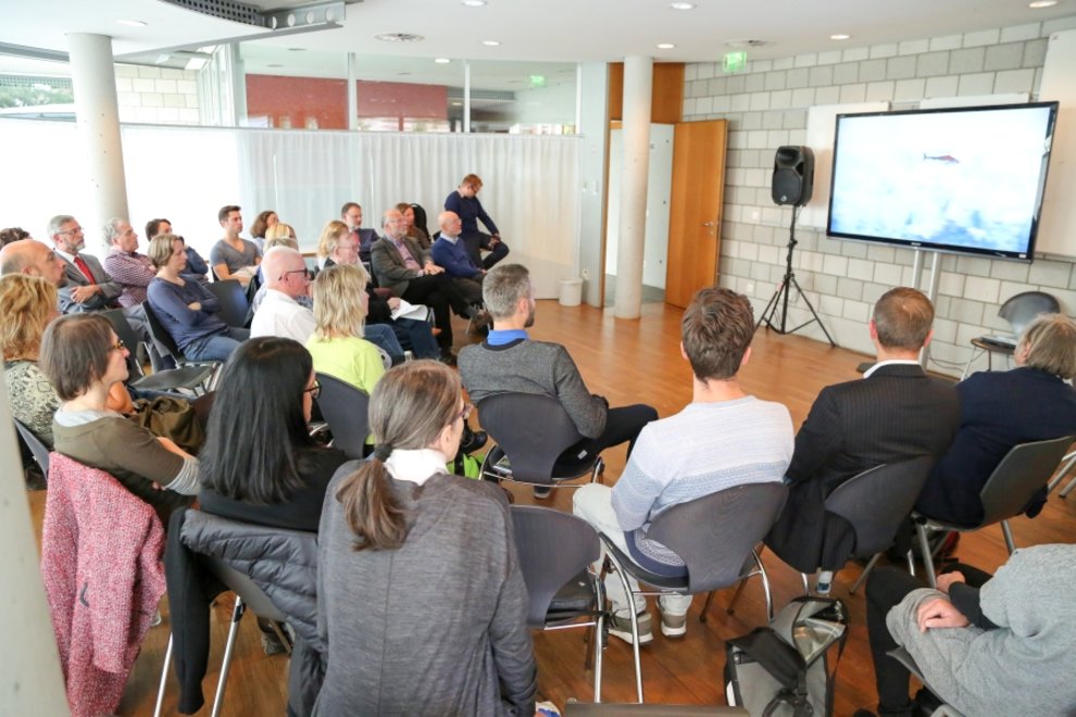 Vorführung des Films Chasing Ice